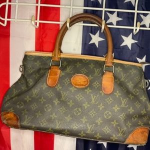 Louis Vuitton Signature Shoulder Bag Purse